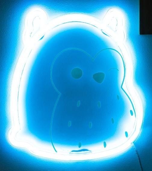 Fizz Squishmallows Winston Neon Wall Light (350068)