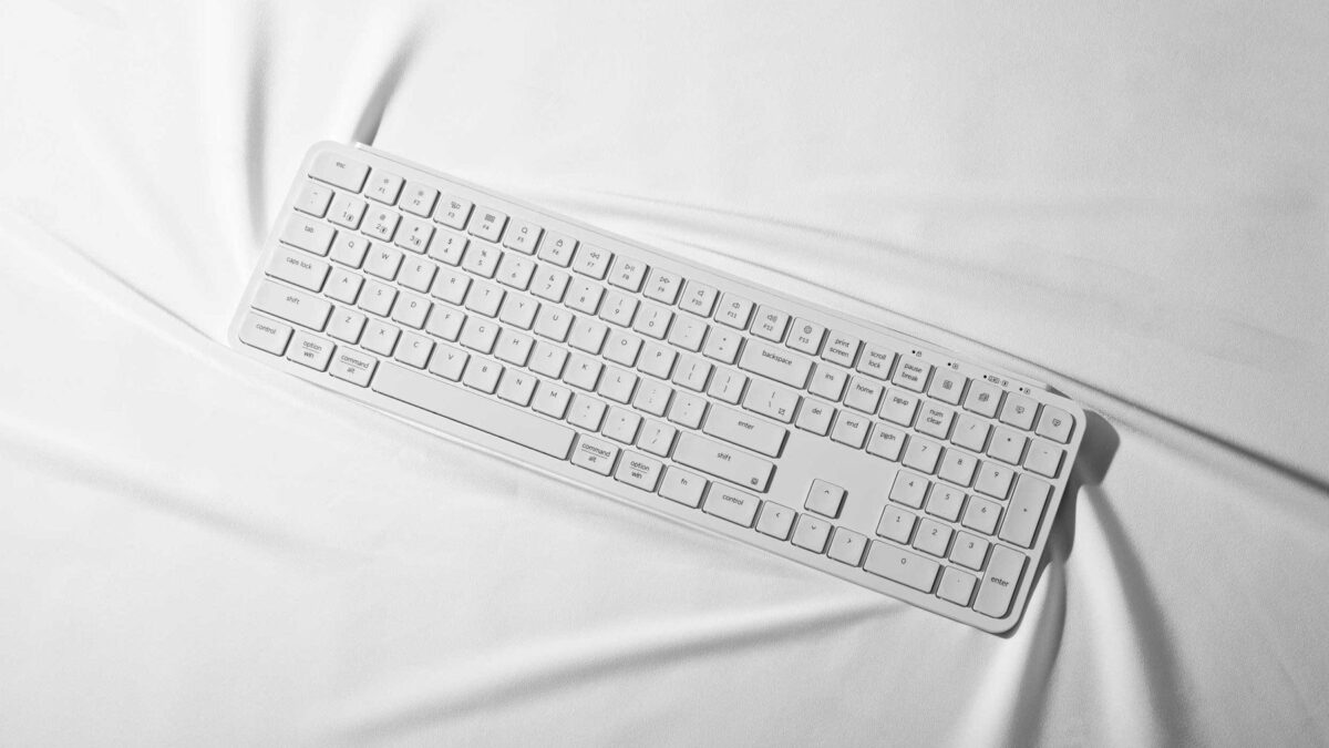 Keychron B6 Pro (B6P-K8) Ultraslim Wireless BT Keyboard ZMK Online customizen-Ivory White 100% US