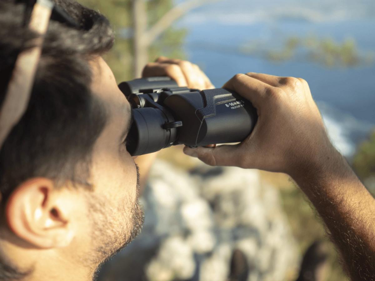 Olympus Binoculars 8-16x40 S incl. Case & Strap