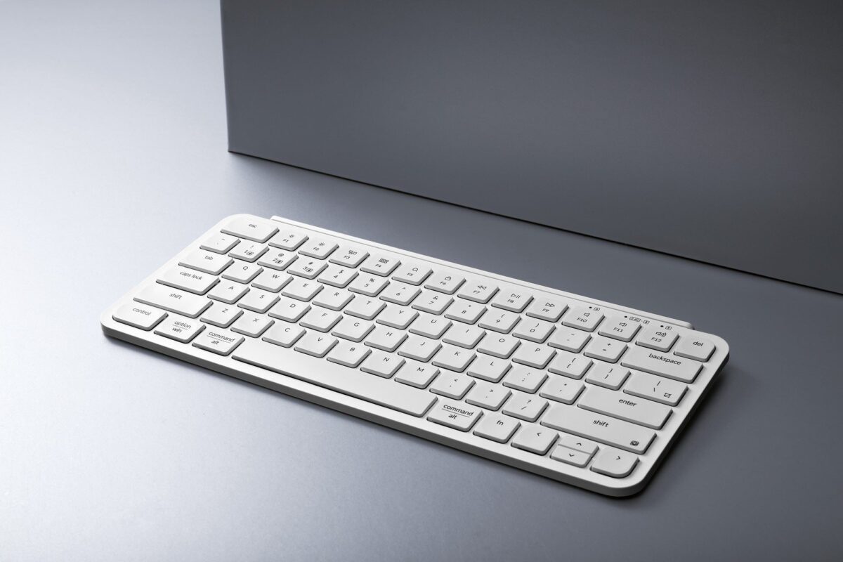 Keychron B1 Pro (B1P-K8) Ultraslim Mini Wireless Keyboard ZMK Online customize-Ivory White 75% US