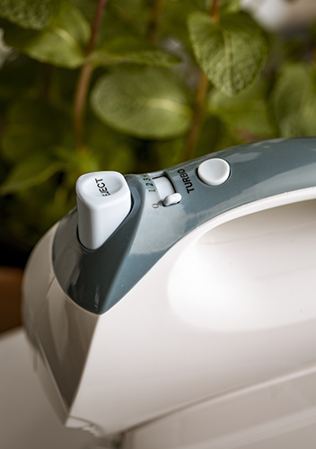 ADLER MIXER WITH A BOWL 400W WHITE